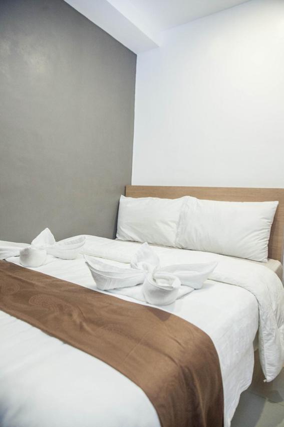Melbourne Suites ماكاتي المظهر الخارجي الصورة