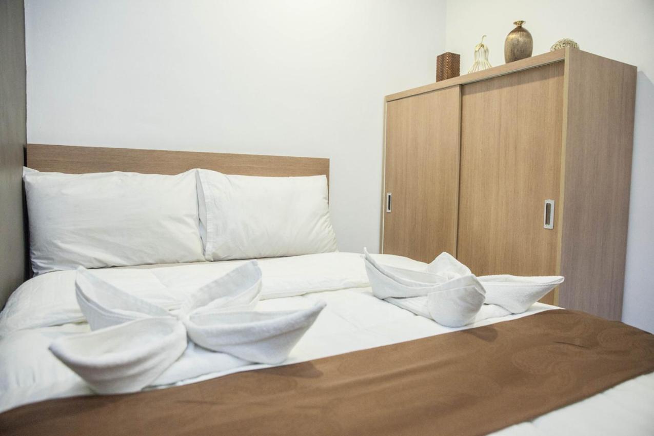 Melbourne Suites ماكاتي المظهر الخارجي الصورة