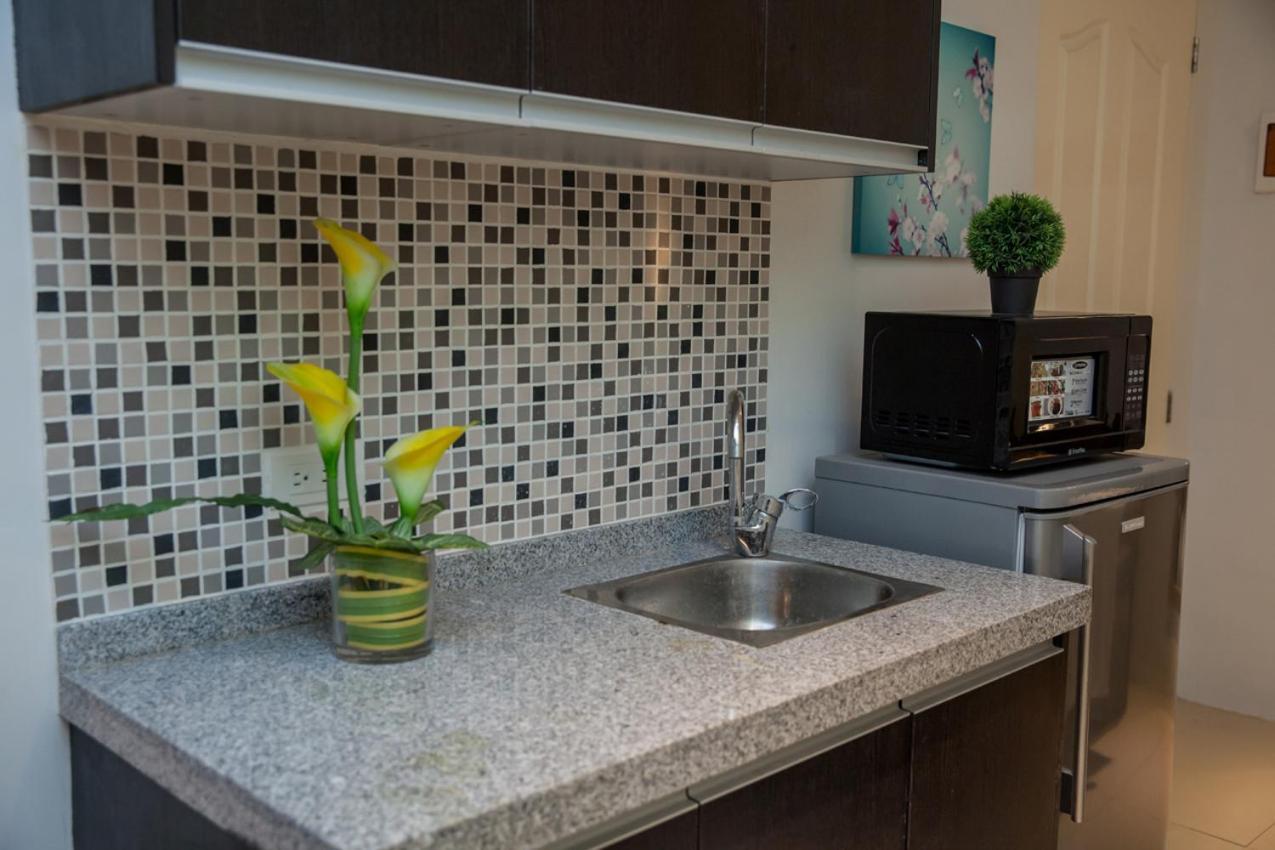 Melbourne Suites ماكاتي المظهر الخارجي الصورة