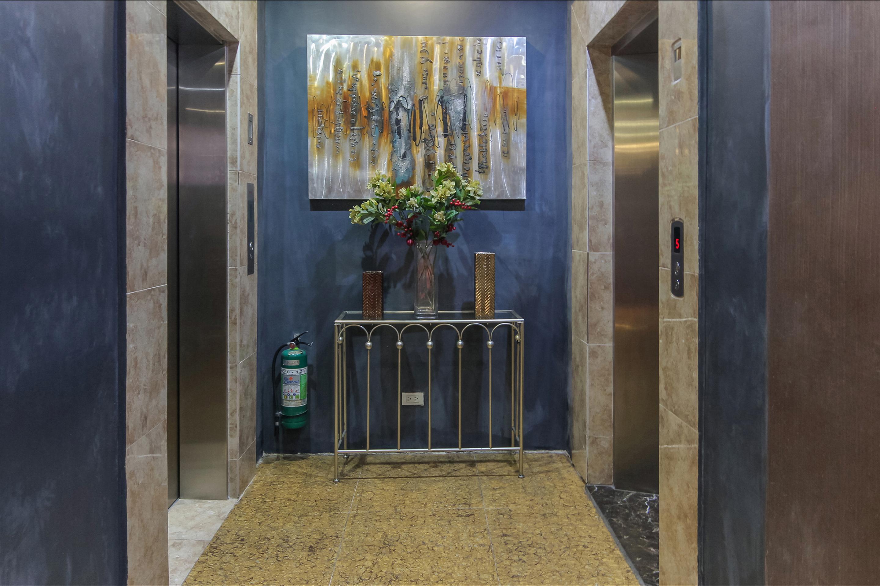 Melbourne Suites ماكاتي المظهر الخارجي الصورة